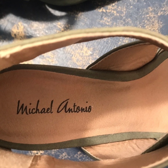 NEW Michael Antonio Green Wedge Shoe 7.5 - Picture 7 of 8